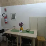 Nelmuro Oda ve Kahvaltı 3*