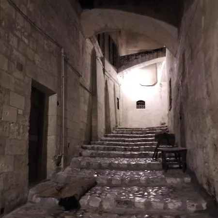 Couette-café Nelmuro Matera